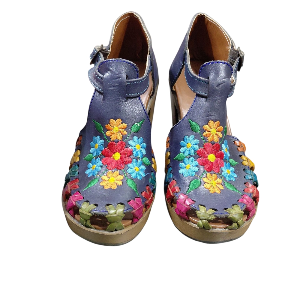 Colorful Floral Embroidered Women's Mules Sz.7 Good used condition.6in tall...